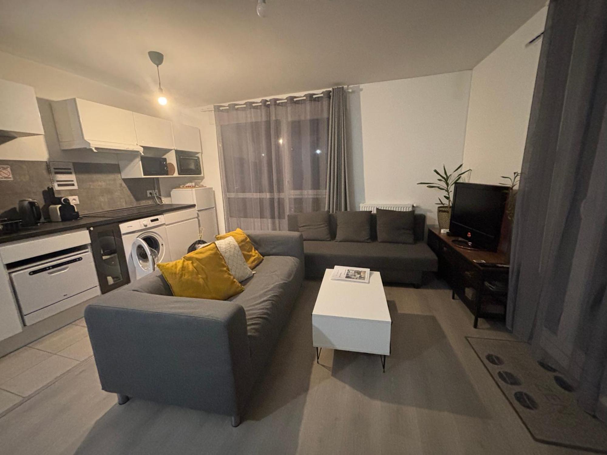 Villejuif - Metro Leo Lagrange - 2 Pieces Avec Balcon ภายนอก รูปภาพ